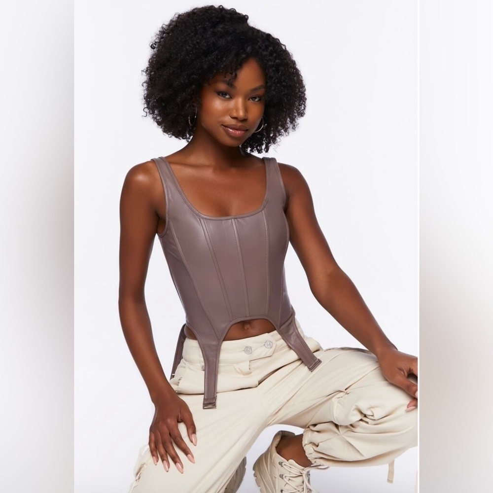 Corset zip up top